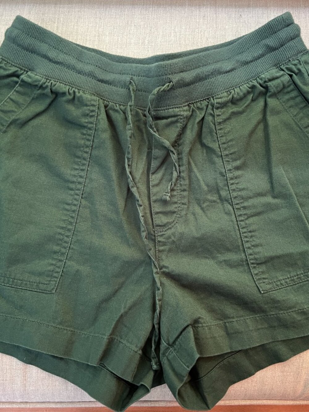 Dark green Gap women's pull on shorts size XS